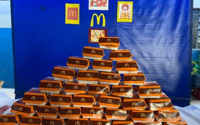 💙🍔 Um gesto de solidariedade que se transforma em sorrisos!